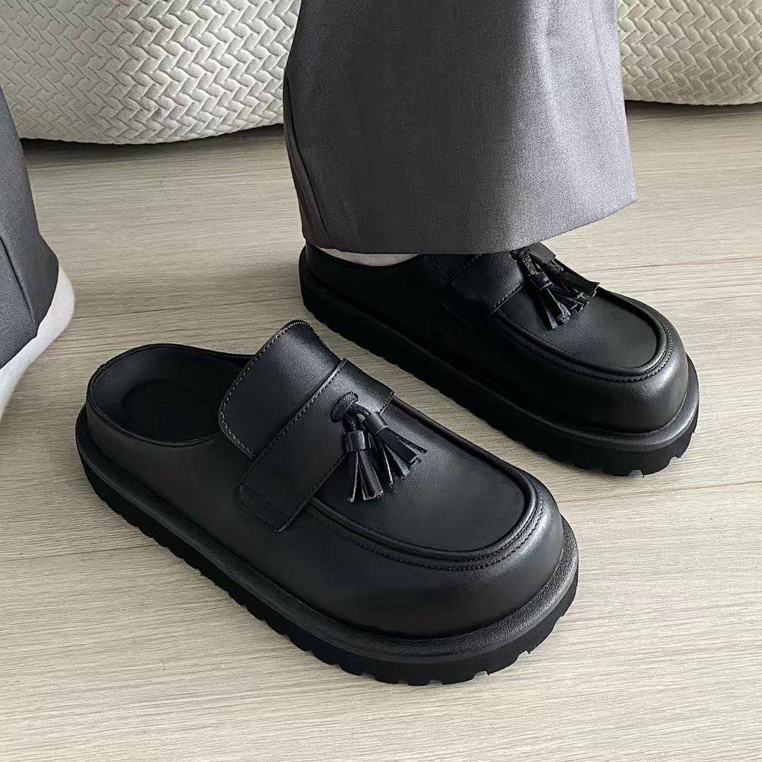 Code Studios Black slippers